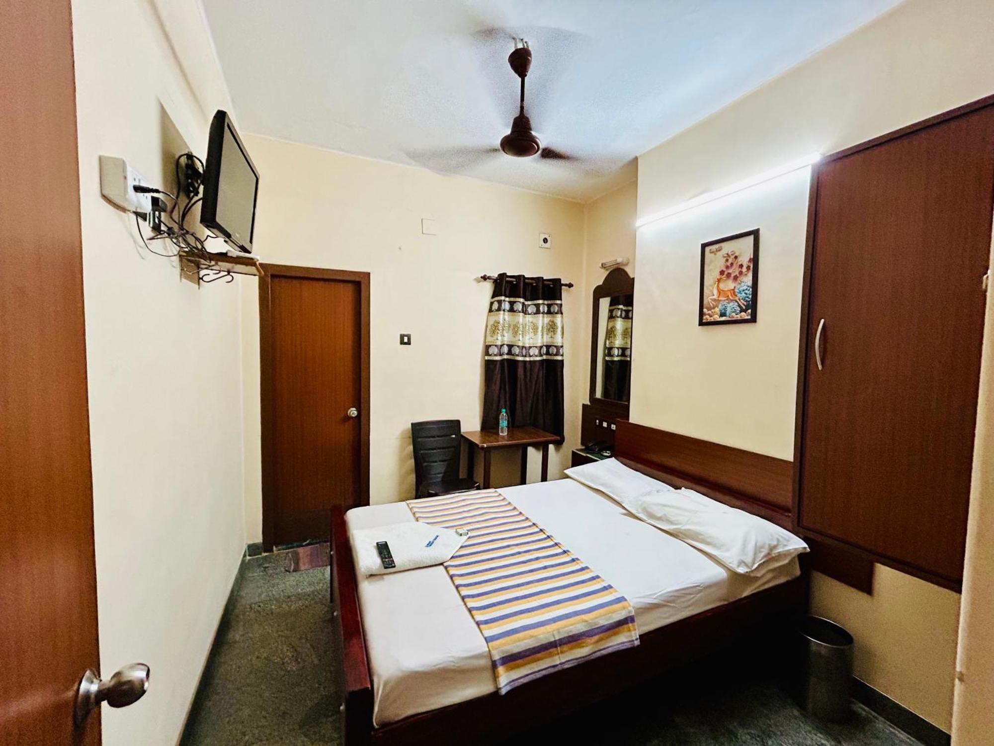 Hotel Jothi Coimbatore Extérieur photo