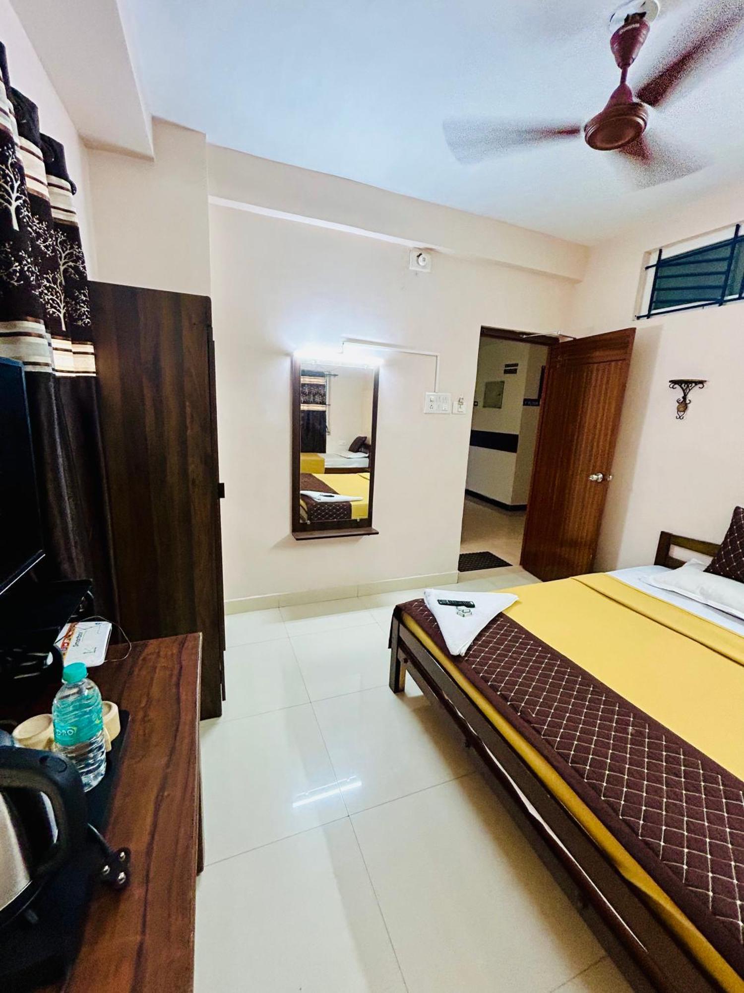 Hotel Jothi Coimbatore Extérieur photo