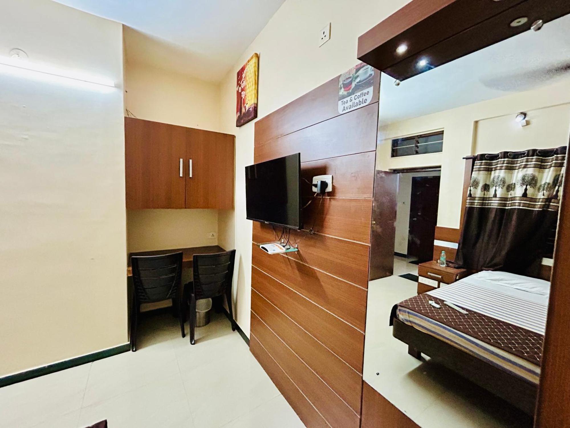 Hotel Jothi Coimbatore Extérieur photo