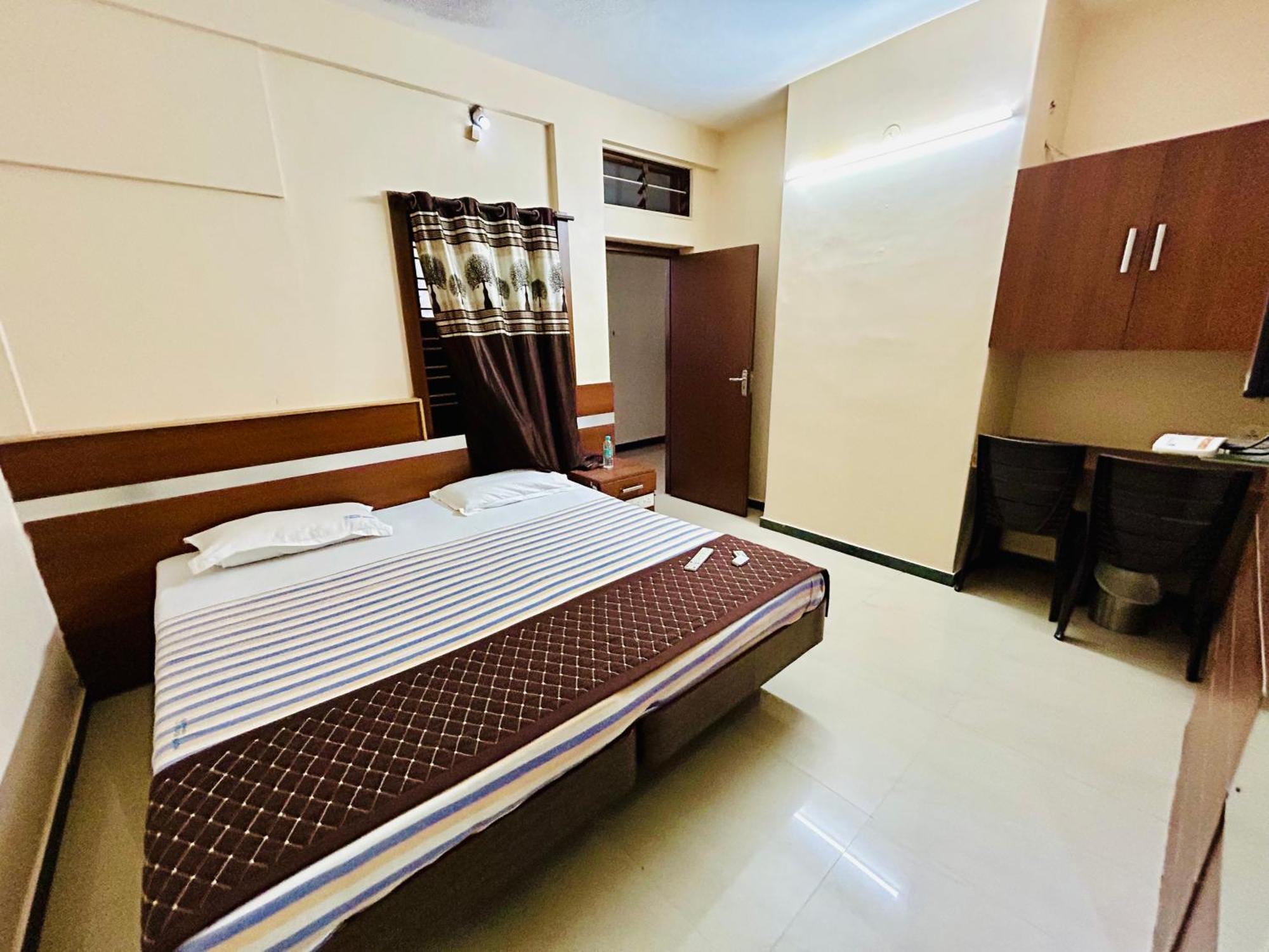 Hotel Jothi Coimbatore Extérieur photo