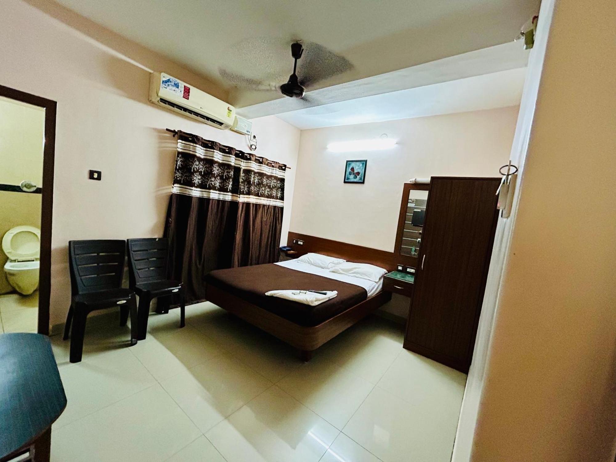 Hotel Jothi Coimbatore Extérieur photo