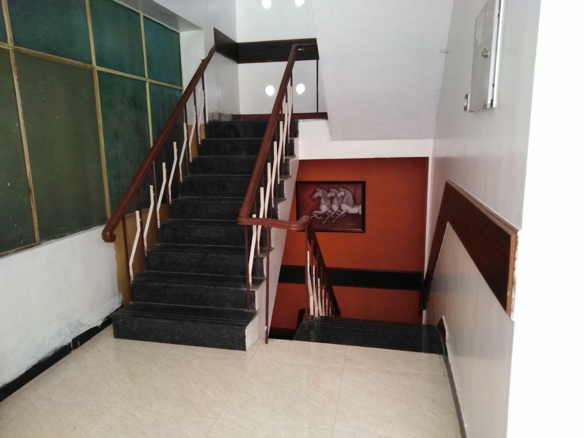 Hotel Jothi Coimbatore Extérieur photo